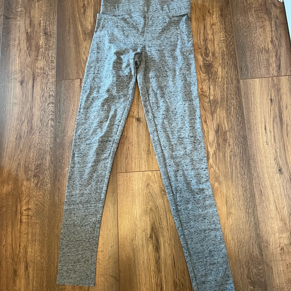 Garage leggings size small